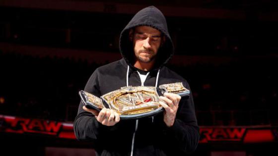 The Ultimate Fighter Show : 1/10/2016  Wwe-raw-january-21-2013-cm-punk-wwe-champion